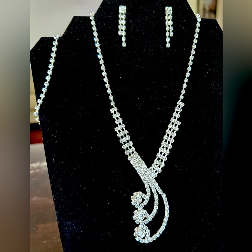 Diamond Jewelry Set